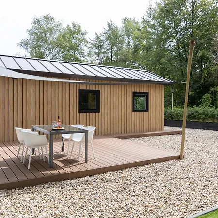 شاليه Schitterend 4 Persoons Tinyhouse Met Hottub Aan De Bossen In 4-16 بوتِنْ