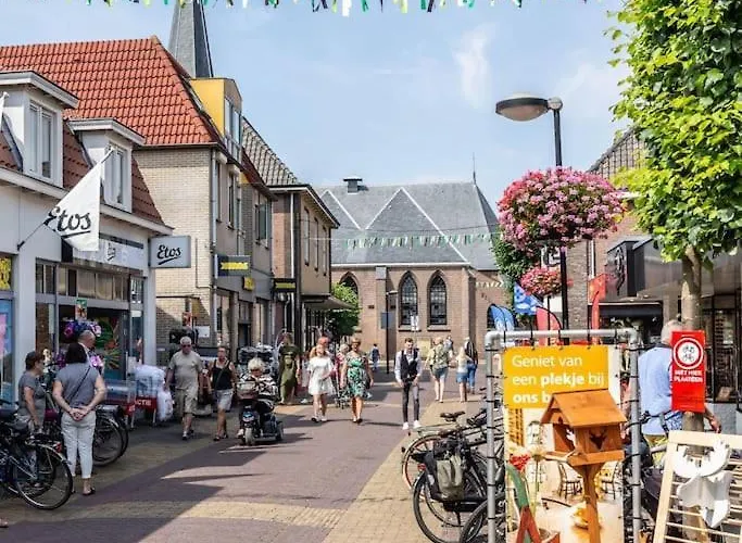 Schitterend 4 Persoons Tinyhouse Met Hottub Aan De Bossen In 4-16 *