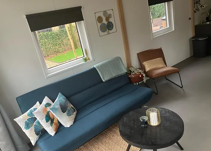 Schitterend 4 Persoons Tinyhouse Met Hottub Aan De Bossen In 4-16 Chalé *