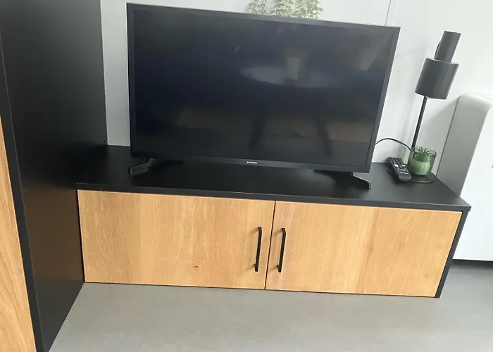 Chalé Schitterend 4 Persoons Tinyhouse Met Hottub Aan De Bossen In 4-16